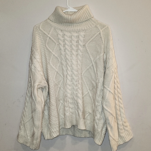 Turtleneck Cable Knit Long Sleeve Oversized Pullover Sweater Beige Size Large - Picture 4 of 14